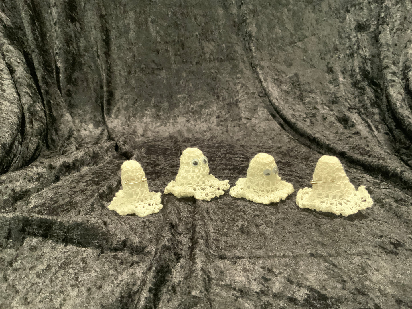 Frilly Ghost Pins
